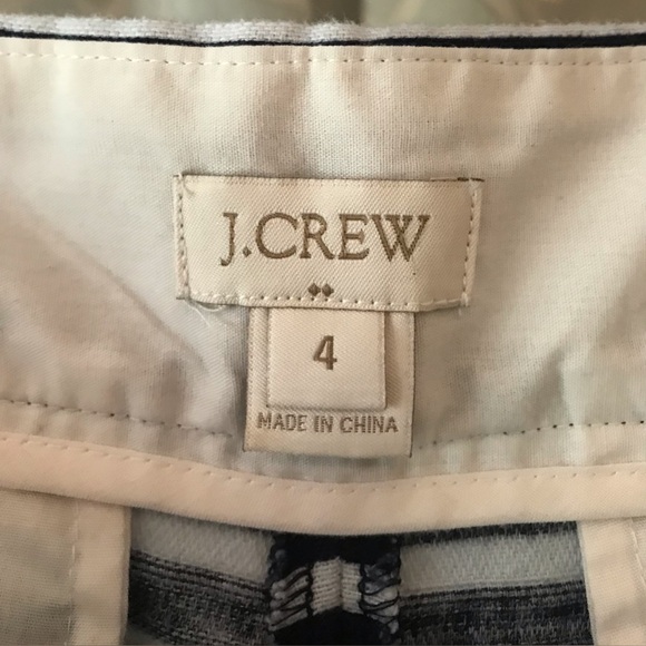 J. Crew Factory size 4 linen blend shorts in B&W stripes with side zipper EUC - Picture 5 of 6